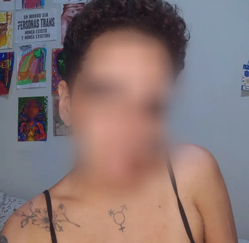 Helena, 26