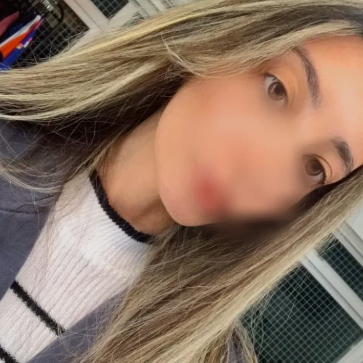Selin, 20